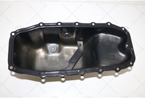 ENGINE OIL PAN