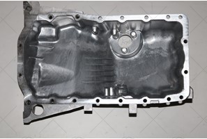 ENGINE OIL PAN