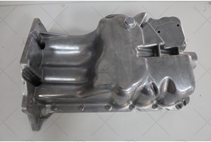 ENGINE OIL PAN