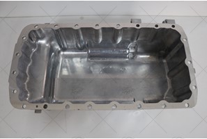 ENGINE OIL PAN
