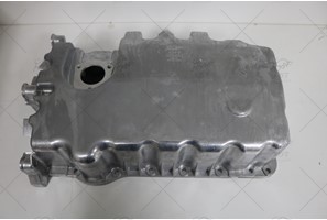 ENGINE OIL PAN