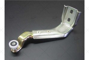 2D1843398 SURGULU KAPI ALT KLAVUZ MAKARA LT35 97->