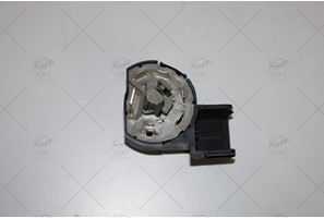 IGNITION SWITCH