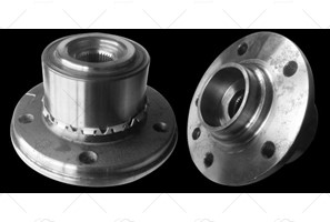 WHEEL HUB